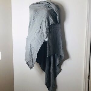 Cloudz Gray Travel Blanket